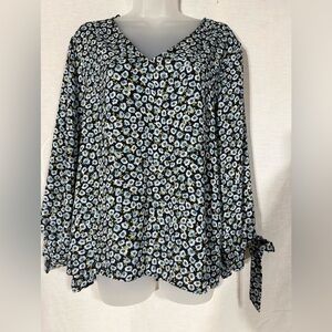 Floral V-Neck Women's Top - Black and Blue tie at the cuff Size XL
